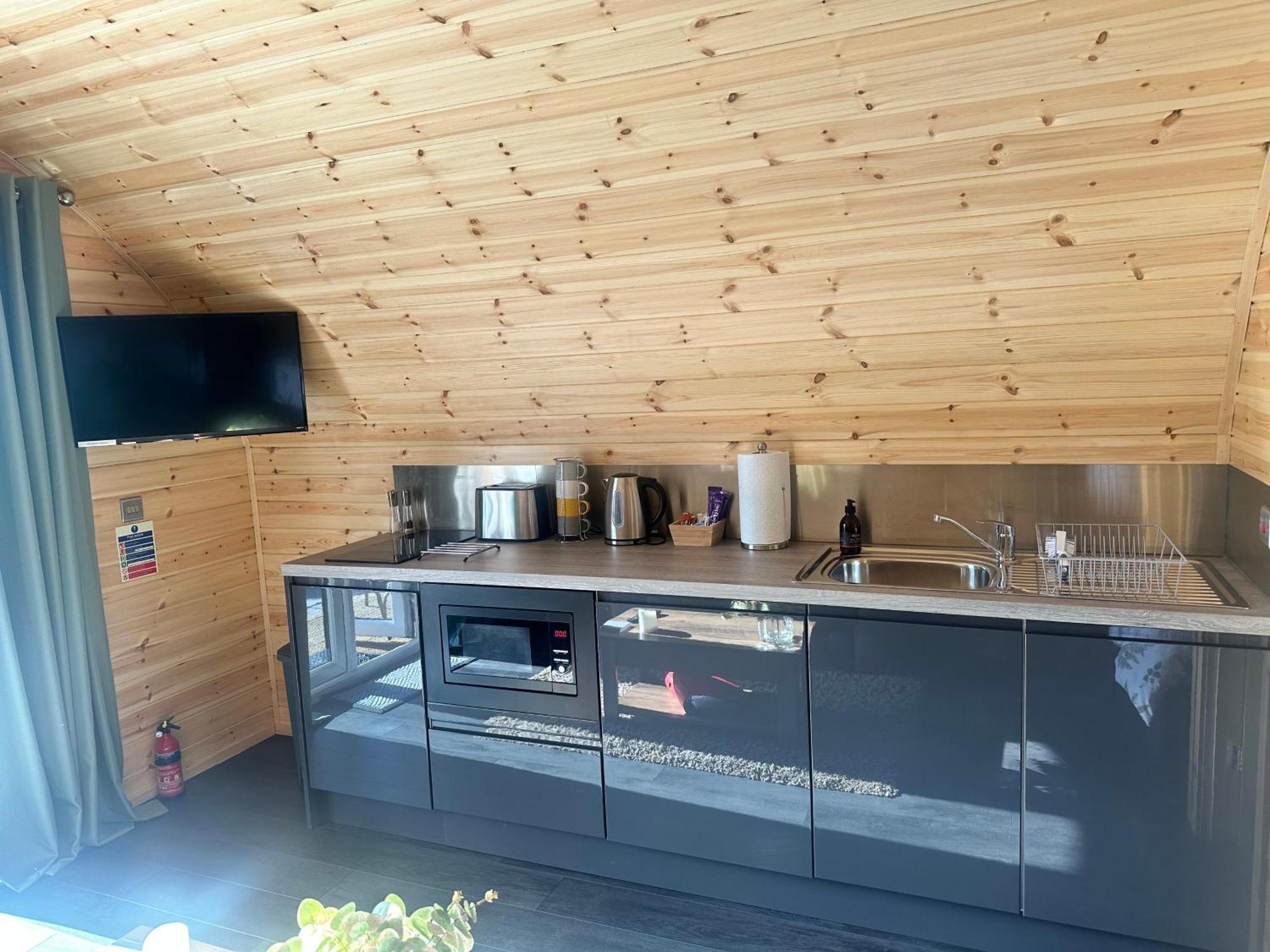 Ferienwohnung Coolsythe Pod Caol Exterior foto